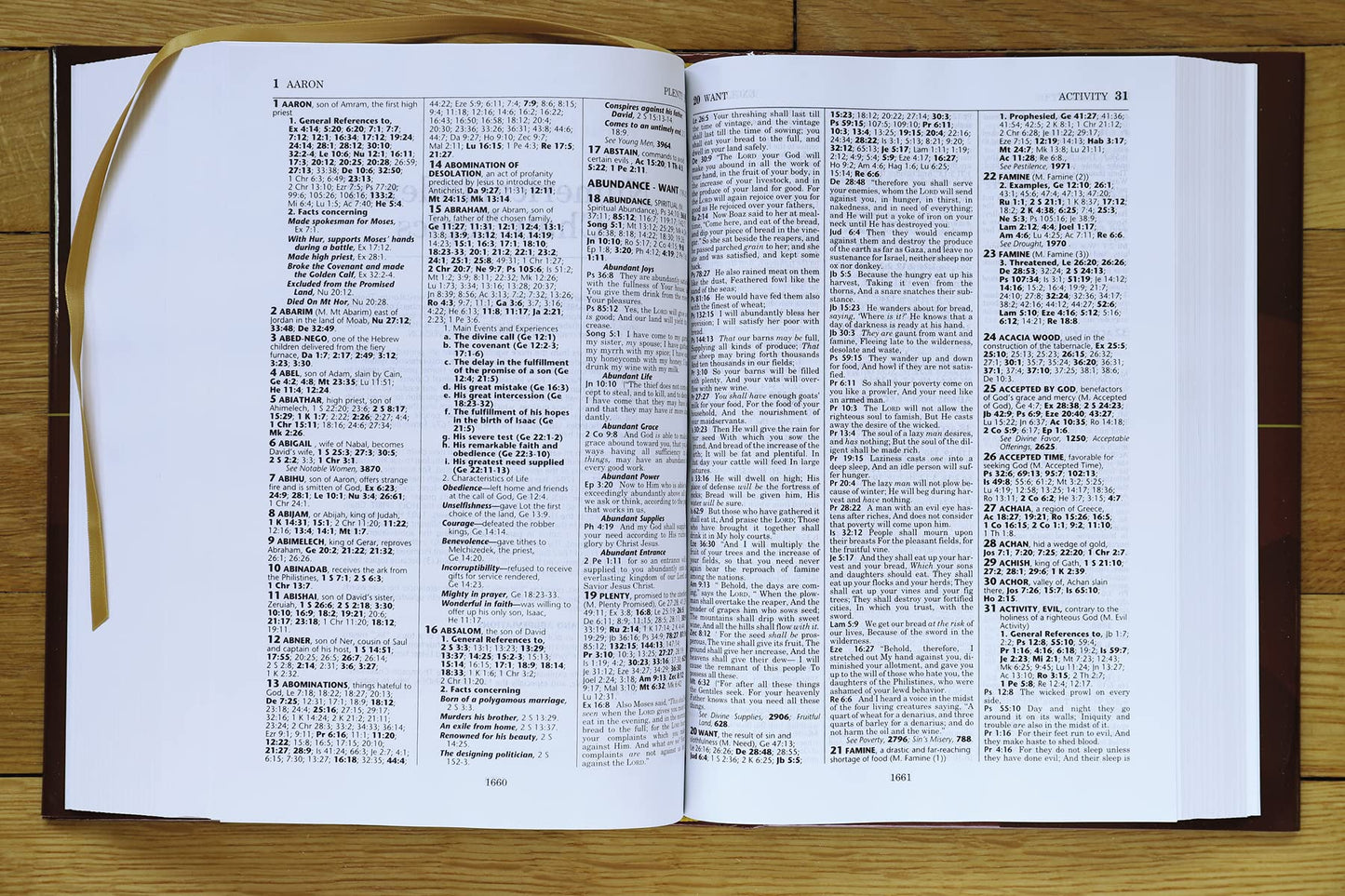 NKJV, Thompson Chain-Reference Bible, Red Letter - Hardcover