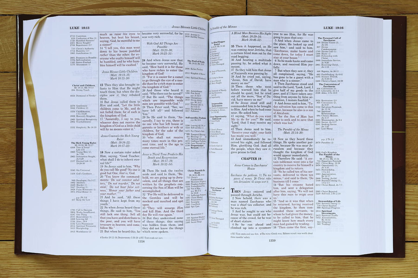 NKJV, Thompson Chain-Reference Bible, Red Letter - Hardcover