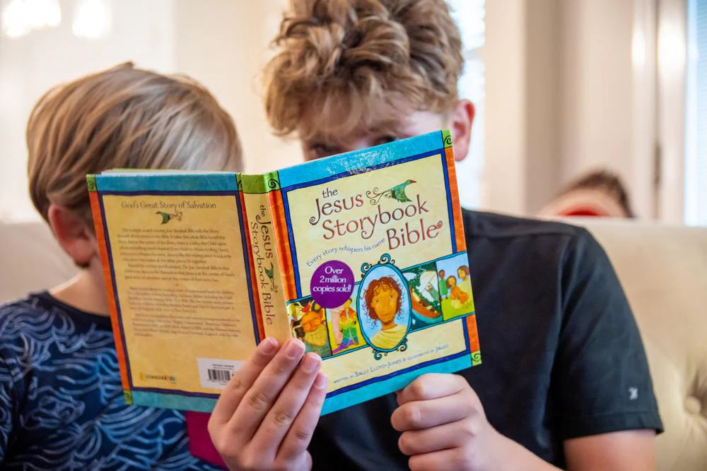 The Jesus Storybook Bible: Every Story Whispers His Name